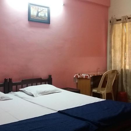 Classic Tourist Home Kochi Exterior foto